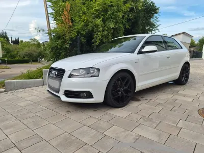 Gebraucht Audi A3 S-Line 160 PS (117 kW) 2011 Weiß Kleinwagen