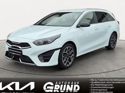 Weiß Gebraucht 2022 Kia Ceed Sportswagon GT-Line Kombi | 19.870 € (Fairer Preis)