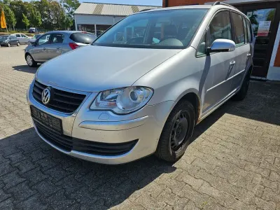 Gebraucht VW Touran Trendline 140 PS (102 kW) 2007 Silber Van / Kleinbus