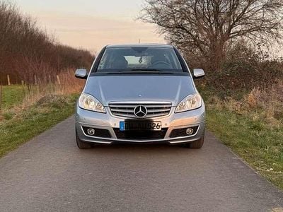 Mercedes A200