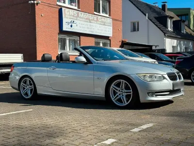 Gebraucht BMW 325 Cabriolet 218 PS (160 kW) 2011 Grau Cabrio