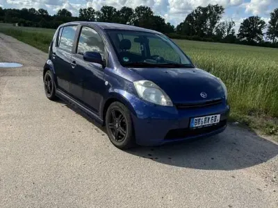 Gebraucht Daihatsu Sirion 87 PS (63 kW) 2006 Blau Kleinwagen