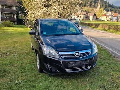 Gebraucht Opel Zafira Family 116 PS (85 kW) 2011 Schwarz Van / Kleinbus