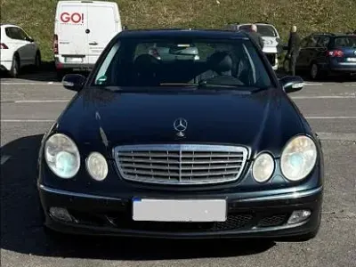 Używany Mercedes E320