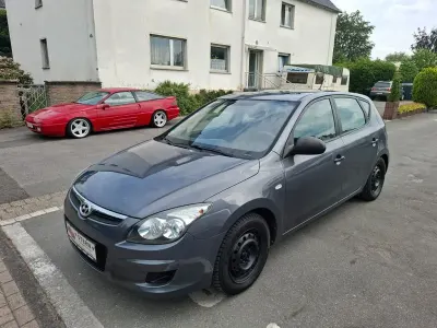 Gebraucht Hyundai i30 Edition+ 109 PS (80 kW) 2009 Grau Limousine