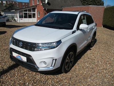 Gebraucht Suzuki Vitara Comfort 102 PS (75 kW) 2022 Weiß SUV