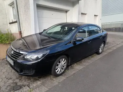 Gebraucht Renault Latitude 239 PS (175 kW) 2012 Schwarz Limousine