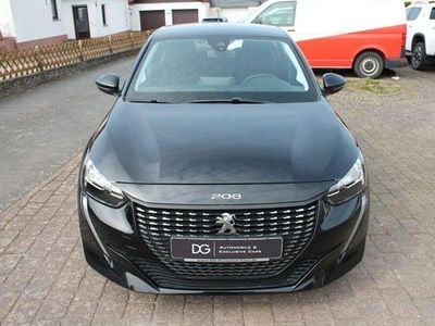 Second-hand Peugeot 208 75 CP (55 kW) 2023 Negru Hatchback