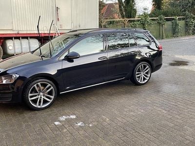 Gebraucht VW Golf VII R-line 110 PS (80 kW) 2015 Schwarz Kombi