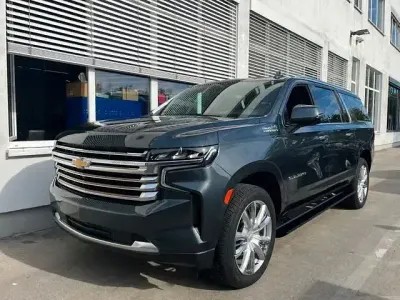 Gebraucht Chevrolet Suburban 648 PS (476 kW) 2022 Shadow gray SUV
