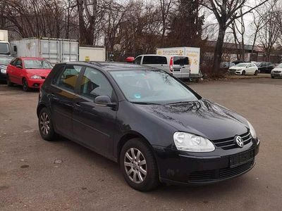Schwarz Gebraucht 2006 VW Golf Limousine | 799 € (Guter Preis)