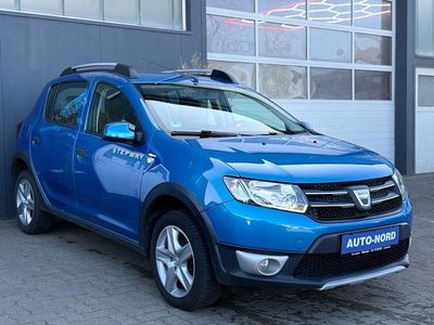 Second-hand Dacia Sandero Prestige 90 CP (66 kW) 2015 Albastru Berlinǎ