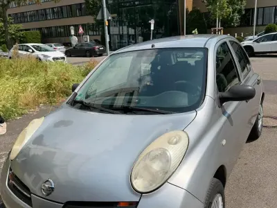 Gebraucht Nissan Micra 54 PS (39 kW) 2004 Silber Kleinwagen