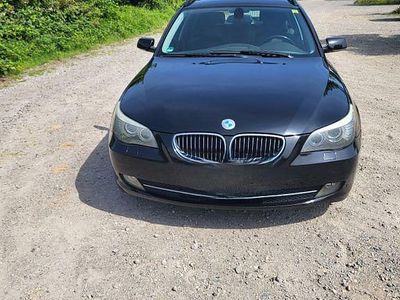 BMW 523