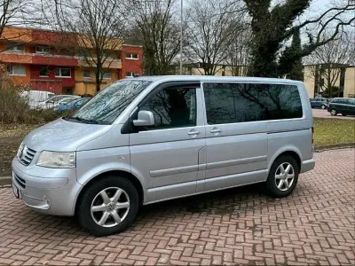 Gebraucht VW Multivan 196 PS (144 kW) 2008 Silber Van / Kleinbus