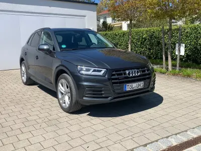 Używany Audi Q5 Sport 190 KM (139 kW) 2018 Szary SUV