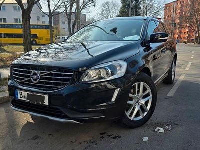 Gebraucht Volvo XC60 Momentum 220 PS (161 kW) 2017 Schwarz SUV