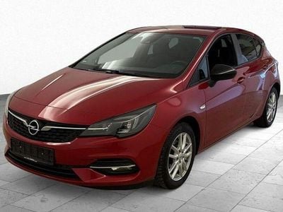 Peperoncino red (metallic) Gebraucht 2021 Opel Astra Business Limousine | 13.980 € (Guter Preis)