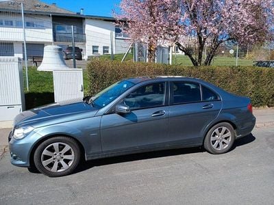 Gebraucht Mercedes C180 Elegance 156 PS (114 kW) 2011 Grau Limousine