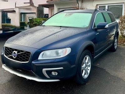 Gebraucht Volvo XC70 Kinetic 215 PS (158 kW) 2014 Blau Kombi
