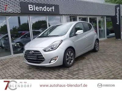Gebraucht Hyundai i20 Space 125 PS (91 kW) 2018 Silber Limousine