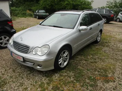 Gebraucht Mercedes C180 143 PS (105 kW) 2006 Iridiumsilber  metalliclack Kombi