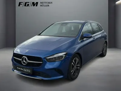 Gebraucht Mercedes B220 Progressive 190 PS (139 kW) 2024 Lack spektralblau Van / Kleinbus