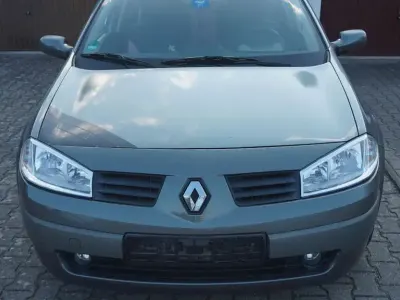 Gebraucht Renault Mégane II Privilege 113 PS (83 kW) 2003 Grau Limousine
