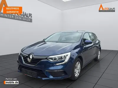Gebraucht Renault Mégane GrandTour Life 101 PS (74 kW) 2017 Blau Kombi