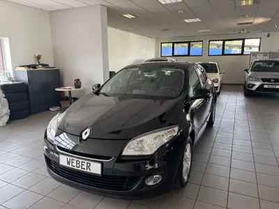 Używany Renault Mégane Initiale Paris 101 KM (74 kW) 2013 Czarny Sedan/Limuzyna