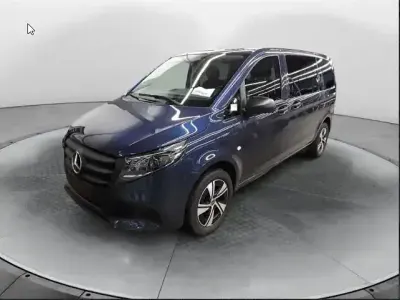 Gebraucht Mercedes Vito 163 PS (119 kW) 2024 Sodalithblau met. Van