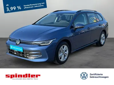 Używany VW Golf VIII Life 150 KM (110 kW) 2024 Niebieski Kombi