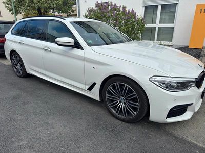 Gebraucht BMW 530 M Sport 265 PS (194 kW) 2017 Weiß Kombi