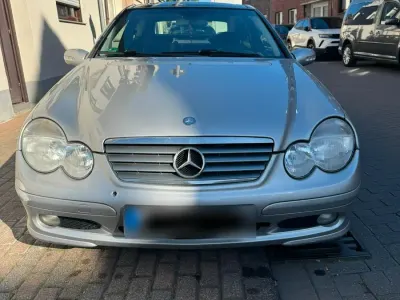 Gebraucht Mercedes C200 2004 Silber Coupé