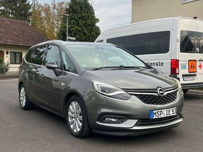 Gebraucht Opel Zafira Business 170 PS (125 kW) 2017 Grün Van / Kleinbus