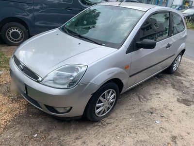 gebraucht Ford Fiesta Ghia 1,4 l Klima / 123000 km