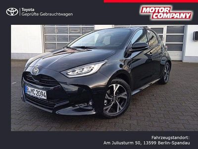 Schwarz Gebraucht 2025 Toyota Yaris Hybrid Limousine | 27.390 € (Teuer)