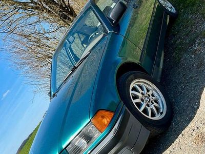 Gebraucht BMW 316 105 PS (77 kW) 1993 Grün Limousine