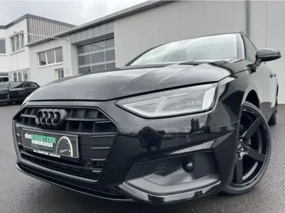 Gebraucht Audi A4 S-Line 150 PS (110 kW) 2022 Mythosschwarz Kombi