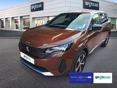 Schwarz Gebraucht 2023 Peugeot 5008 Allure Van / Kleinbus | 23.560 € (Superpreis)