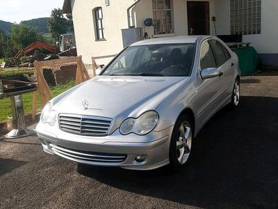 Mercedes C200