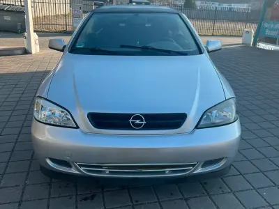 Gebraucht Opel Astra 125 PS (91 kW) 2003 Silber Cabrio