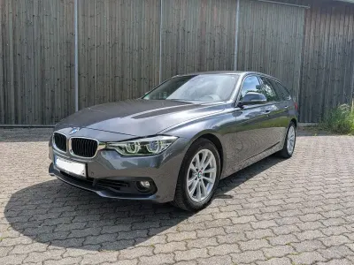 Gebraucht BMW 330 Advantage 252 PS (185 kW) 2016 Grau Kombi