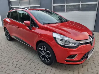 Gebraucht Renault Clio GrandTour Intens 90 PS (66 kW) 2018 Rot Kombi