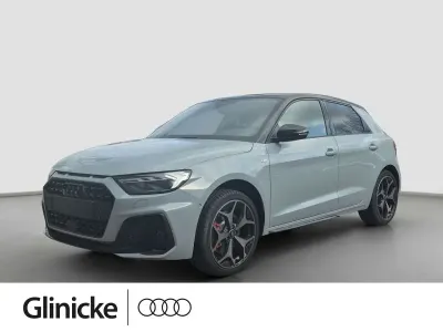 Gebraucht Audi A1 S-Line 207 PS (152 kW) 2026 Pfeilgrau perleffekt SUV