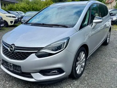 Gebraucht Opel Zafira Innovation 136 PS (100 kW) 2018 Argon silber/ice silver (m2) Van / Kleinbus
