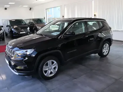Gebraucht Jeep Compass Altitude 131 PS (96 kW) 2025 Schwarz SUV