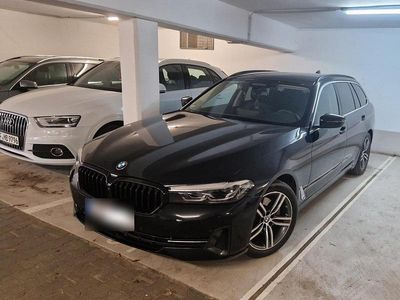 Gebraucht BMW 520 Sport Line 190 PS (139 kW) 2020 Schwarz Kombi