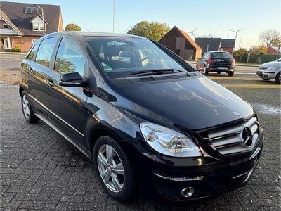 Mercedes B180