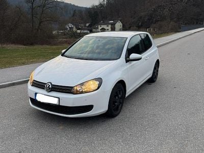 Gebraucht VW Golf VI Comfortline 102 PS (75 kW) 2009 Weiß Kleinwagen